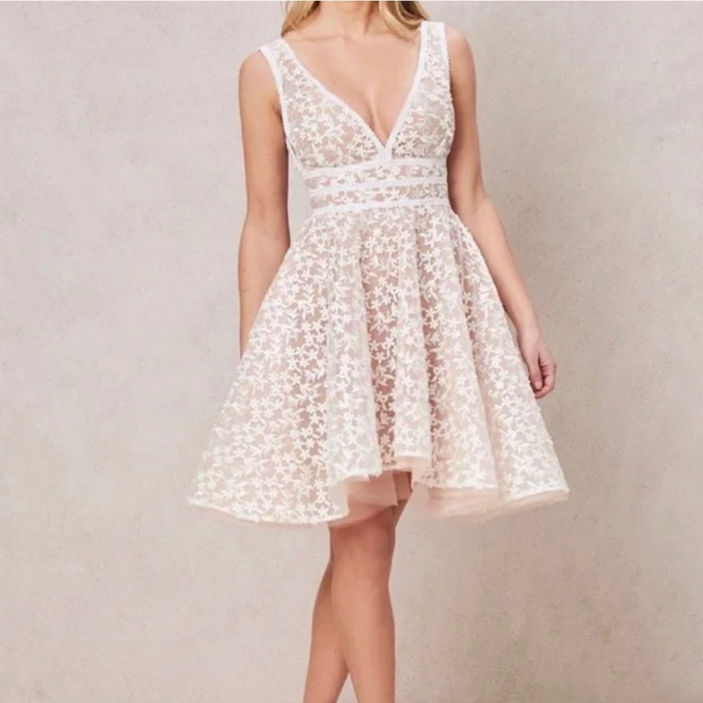 Nadine Merabi XS Daisy White Dress